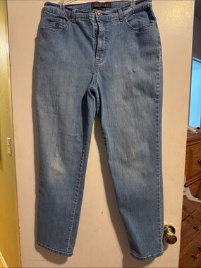 Classic Light Blue Women's Jeans